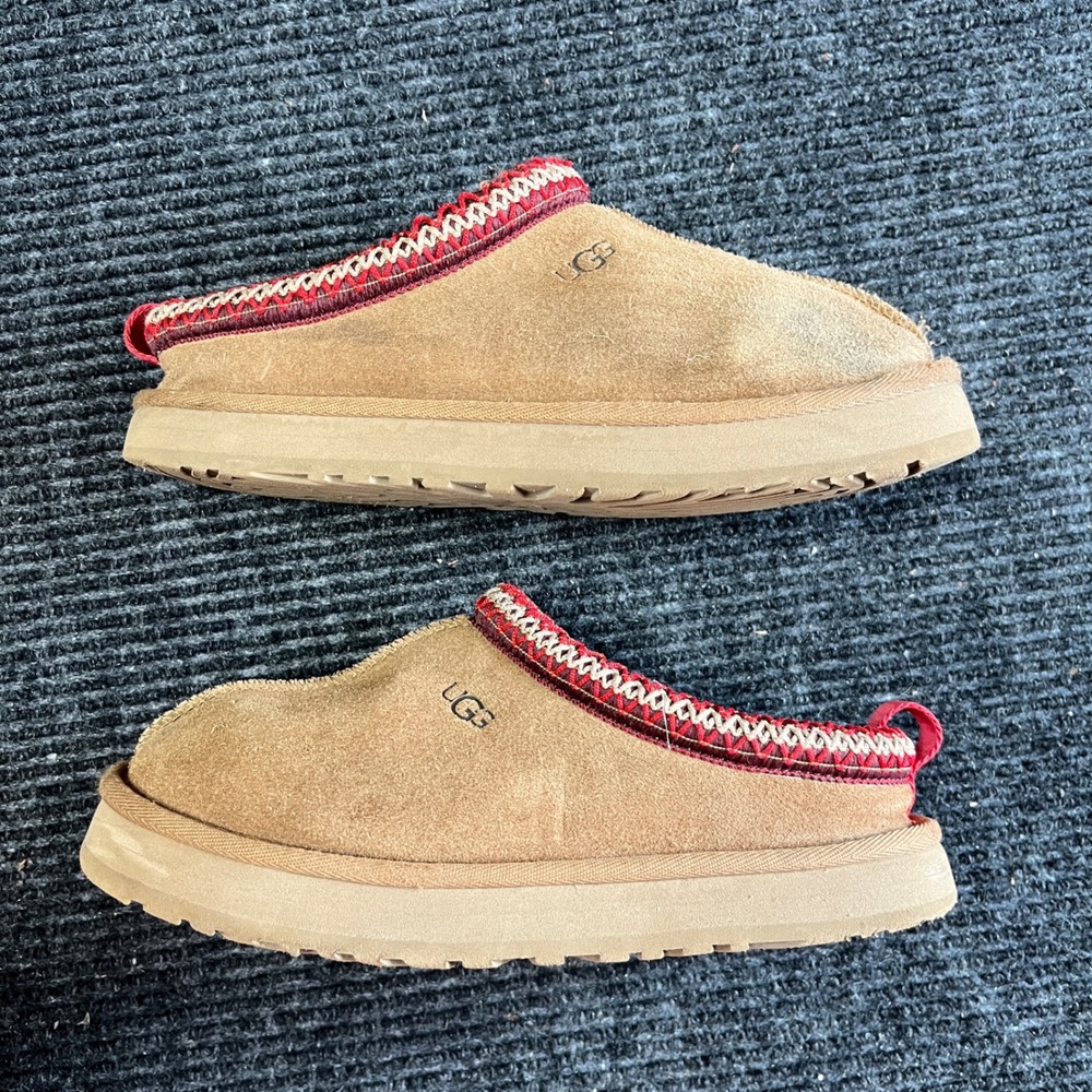 UGG Tasman Slipper Youth 4 Chestnut Suede Embroidered Braid Sheepskin Lining - Picture 4 of 9